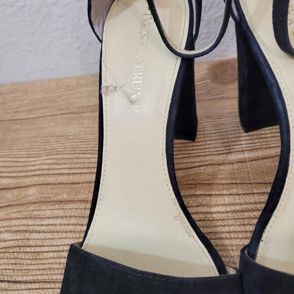 Ivanka Trump Black Suede Womens Shoes 8.5 Open Toe High Heels Sandals ITKLOVER - Picture 3 of 11